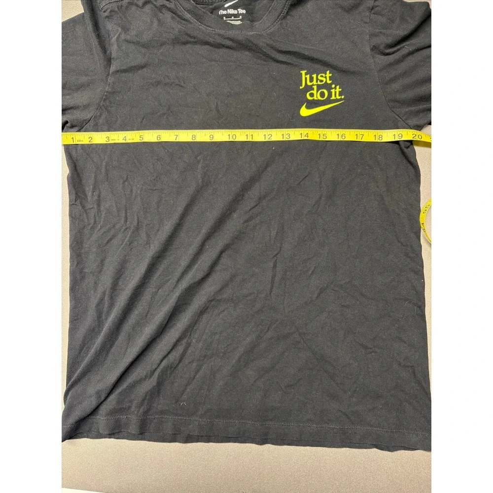 Nike Sportswear Mens Graphic‎ Shirt 'I Won't Win Quietly' Size Medium Black